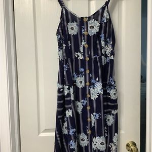 Summer sun dress. Women’s L. Navy flowers.  Lightweight. Mlle Gabrielle